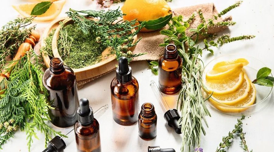 Using Essential Oils for Sore Feet By: Jennifer Lane, Certified Aromatherapist